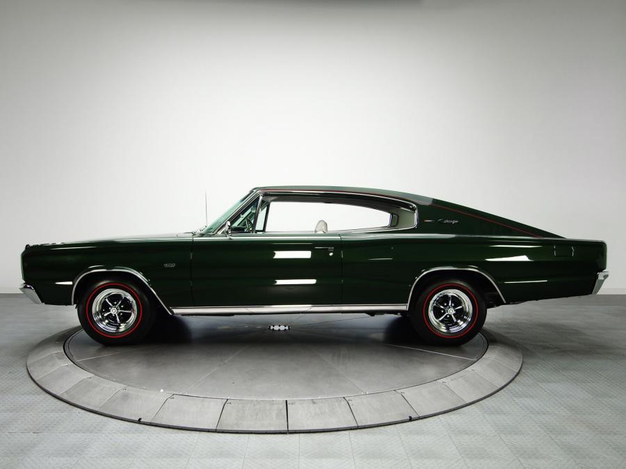  Dodge Charger R/T 426 Hemi 1967 года  (фото 7 из 12)